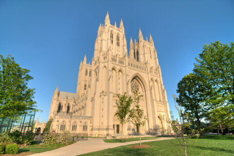 Peal bells rang at the Washington Cathedral on Easter for first time in over a year
