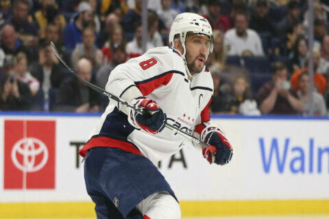 Ovechkin set to take on Gretzky via Xbox — and it’s all for charity