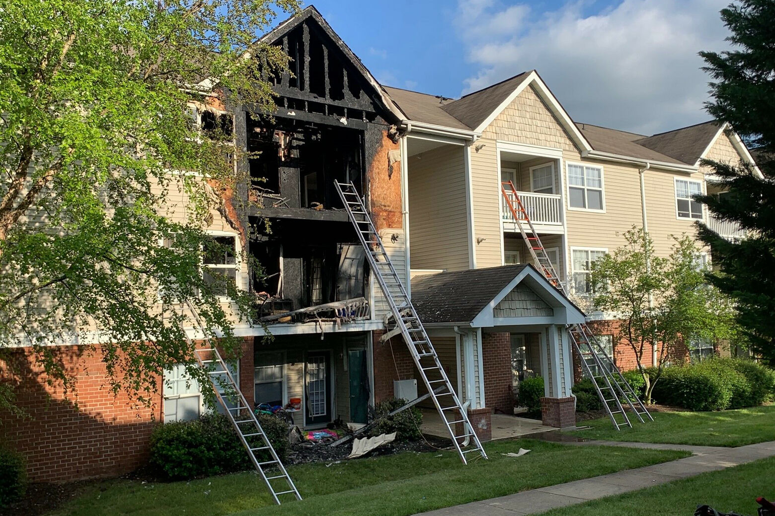 Chantilly Apartment Fire Displaces Dozens, Causes $700K In Damage ...