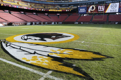 FedEx asks Washington Redskins to change name; Nike removes team merch from online store
