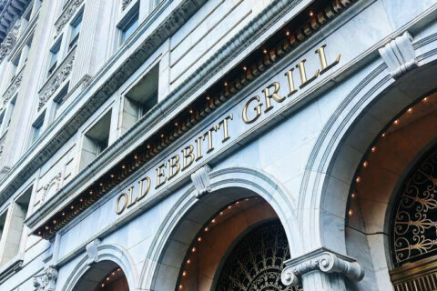 Old Ebbitt Grill brought to its knees by the pandemic