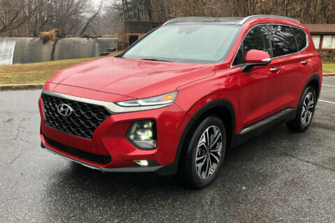 Car Review: Hyundai simplifies the once-confusing Santa Fe models into one desirable 5-seat crossover