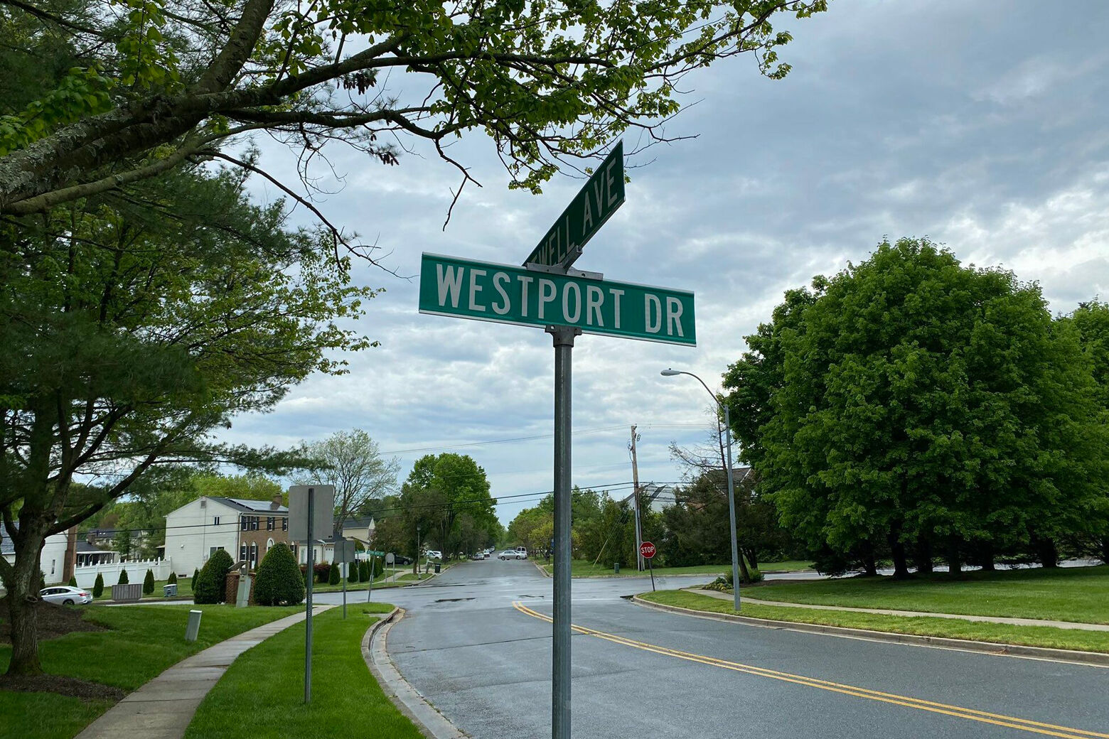 Man dead, suspect in custody after fight near Glenn Dale - WTOP News