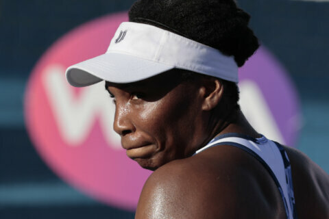 Venus Williams joins Kastles for entire World TeamTennis season