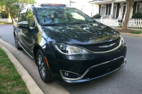 Car Review: 2020 Chrysler Pacifica Limited Hybrid mixes luxury with plug-in hybrid technology