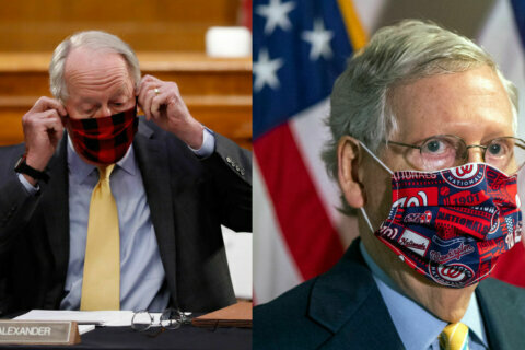 GOP senator: President Trump should wear a mask