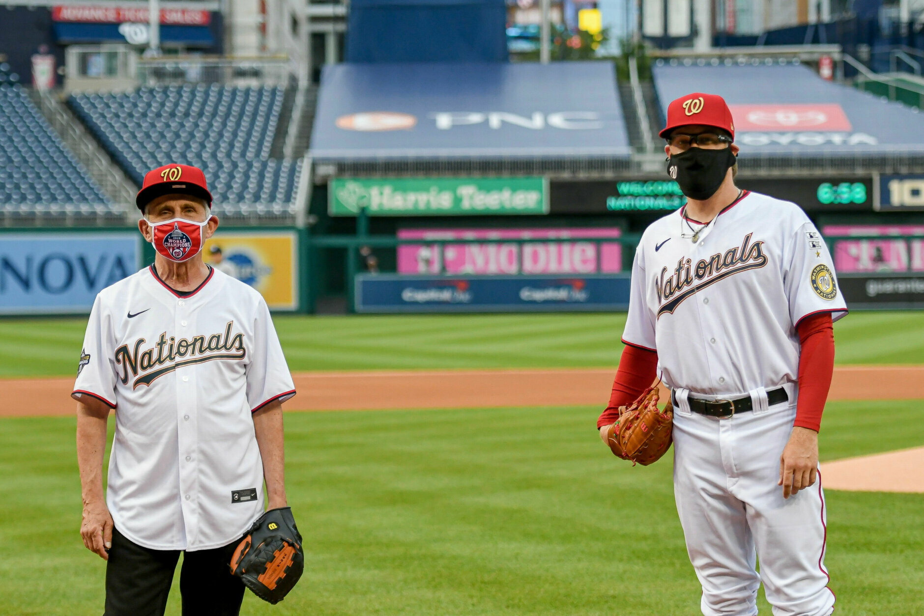 Washington Nationals Special Holiday Uniforms unveiled - Federal Baseball