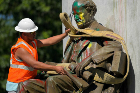 Private fundraising aims to help Richmond remove Confederate statues