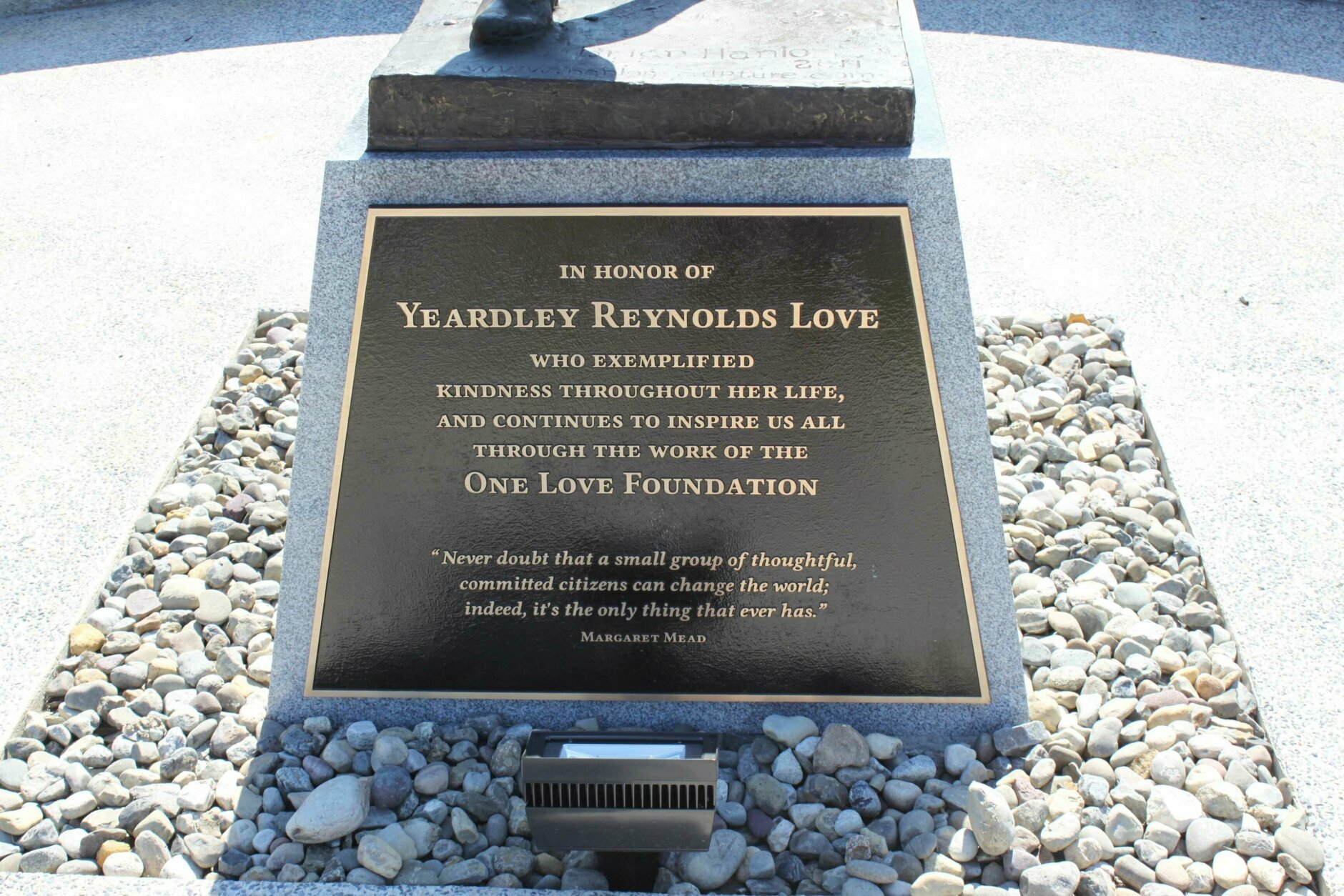 statue yeardley love