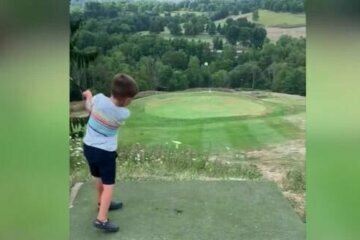 See 4-year-old hit a hole-in-one