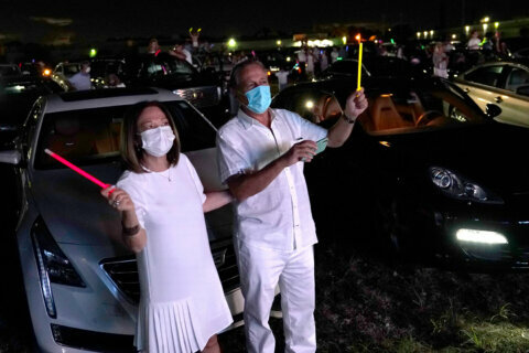 How to stay safe this fall while a pandemic rages