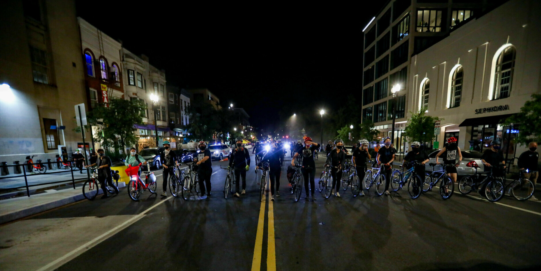 WASHINGTON, UNITED STATES - SEPTEMBER 24: Demonstrators march in Washington D.C. protest following a Kentucky grand jury decision in the Breonna Taylor case on September 24, 2020 in Washington, DC (Photo by Yasin Ozturk/Anadolu Agency via Getty Images)
