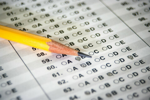 Va., Md. SAT scores rise, but number of test-takers plunges