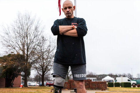 Va. man with prosthetic leg who ‘died twice’ and had 3 brain injuries to run MCM for 1st time in 25 years