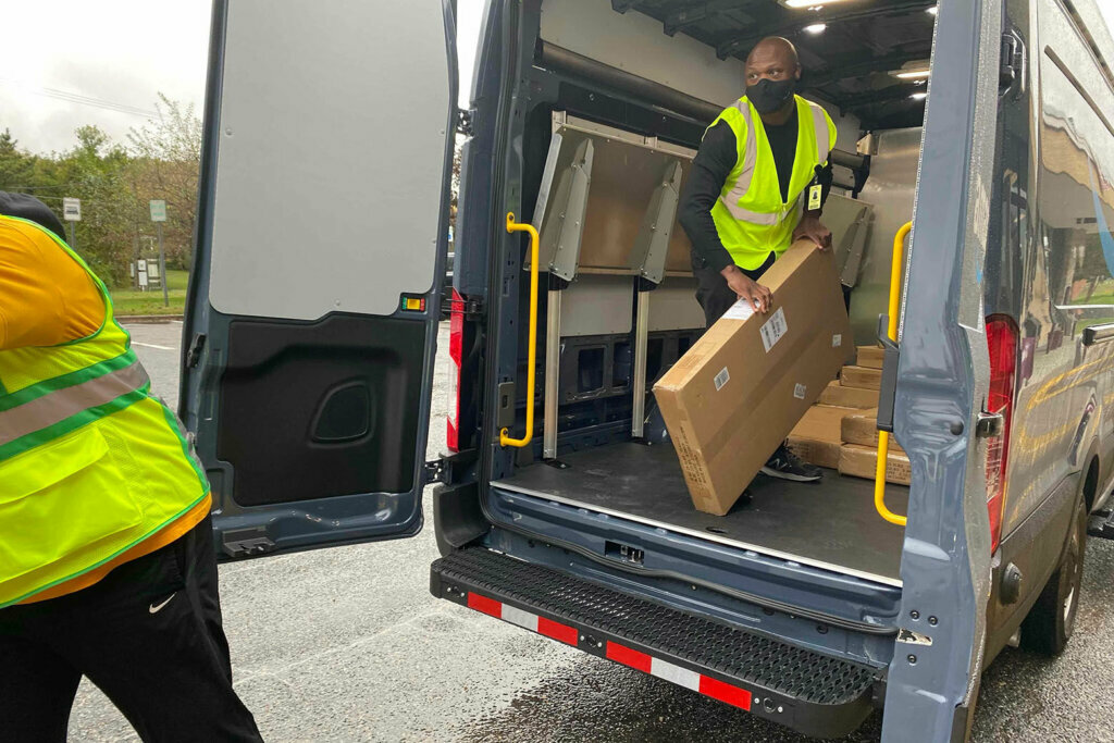 Amazon delivered $10,000 worth of school supplies to Frederick Douglas High School in Upper Marlboro, Maryland as part of its new delivery center opening in Upper Marlboro.