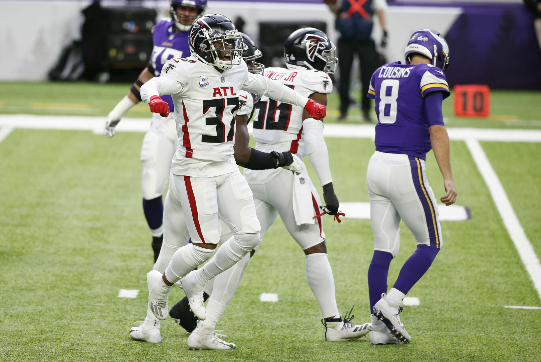 <p><b><i>Falcons 40</i></b><br />
<b><i>Vikings 23</i></b></p>
<p>Kirk Cousins, who had <a href="https://twitter.com/ESPNStatsInfo/status/1317898637163307010?s=20">the worst first half against one of the worst defenses in the league</a>, is playing so badly right now <a href="https://www.espn.com/nfl/story/_/id/30143169/finish-season-interceptions-continue">even he knows he should be benched</a>. I&#8217;m not sure how Mike Zimmer comes back for 2021 if the Vikings don&#8217;t have a massive turnaround starting immediately.</p>
