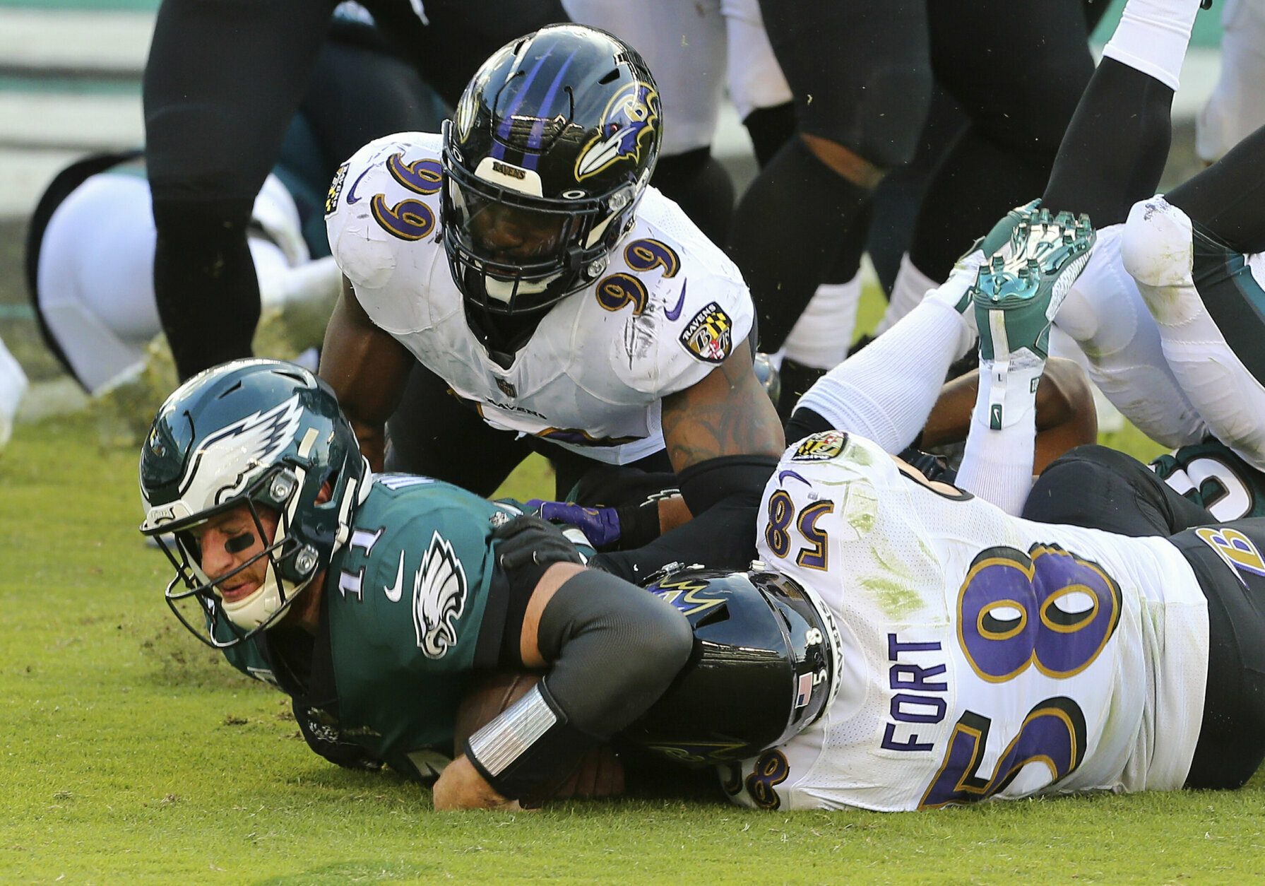 <p><b><i>Ravens 30</i></b><br />
<b><i>Eagles 28</i></b></p>
<p>Philadelphia is desperate and <a href="https://twitter.com/FilmstudyRavens/status/1317539183829917696?s=20 ">Baltimore struggles against the run without Brandon Williams</a>, so maybe the Eagles&#8217; comeback shouldn&#8217;t be a total surprise. Regardless, the Ravens&#8217; streak of 29 straight games scoring 20+ points is tied with &#8220;The Greatest Show on Turf&#8221; Rams for the second longest such streak in NFL history, and their 5-1 record puts them <a href="https://twitter.com/RobWoodfork/status/1317974541944164353?s=20">on pace to meet my lofty expectations</a>. Count on a playoff atmosphere when the Steelers come to Charm City in two weeks.</p>
