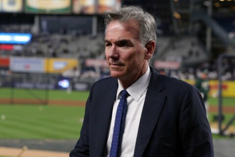 Report: A’s exec and ‘Moneyball’ pioneer Billy Beane plans to leave baseball