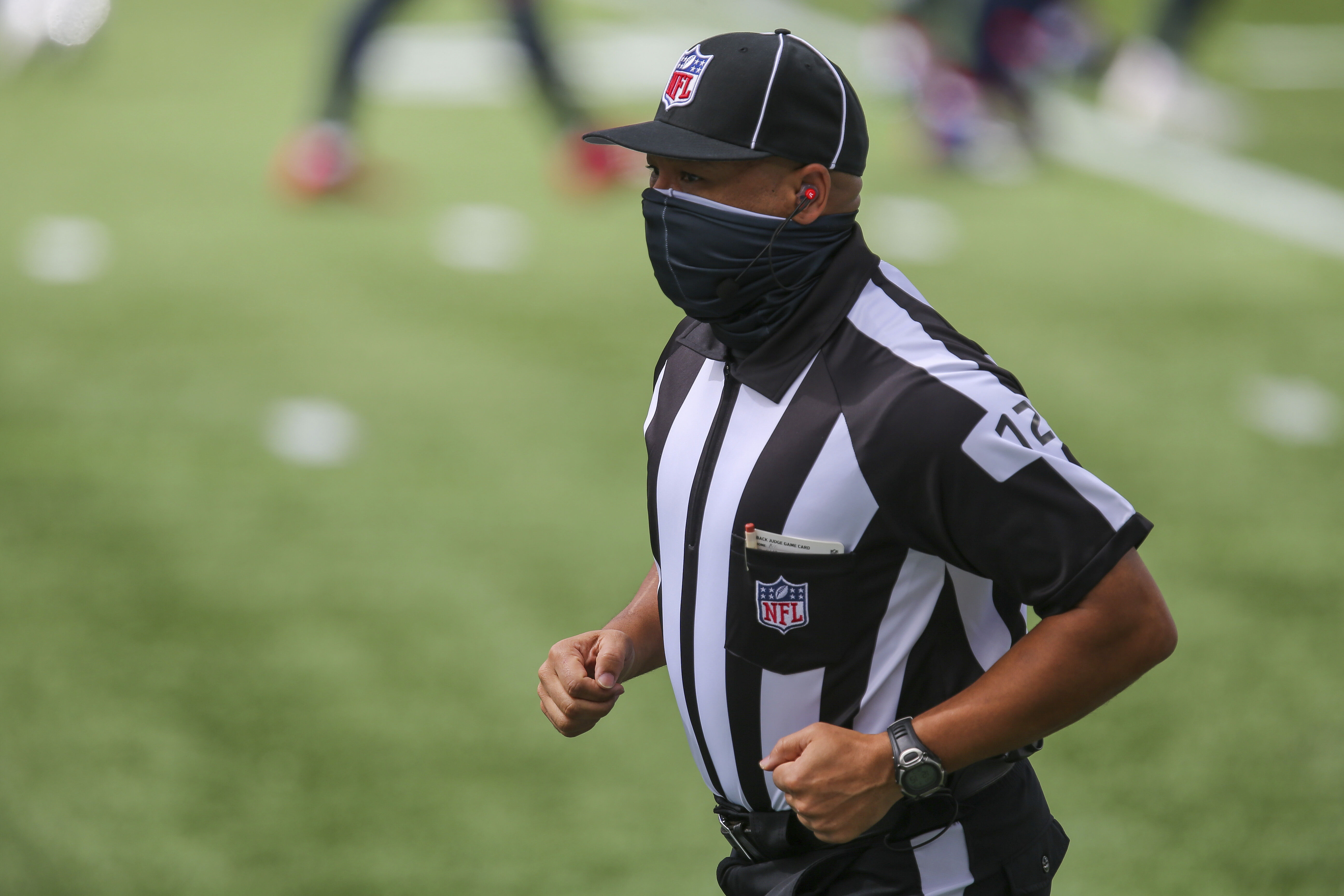 NFL's first all-Black officiating crew a strong statement in 2020