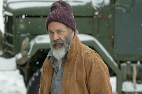 Review: Mel Gibson plays gruff Santa in violent, twisted indie flick ‘Fatman’