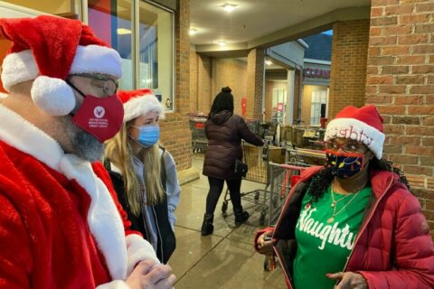 Local credit union, Safeway spread holiday cheer — $50 at a time