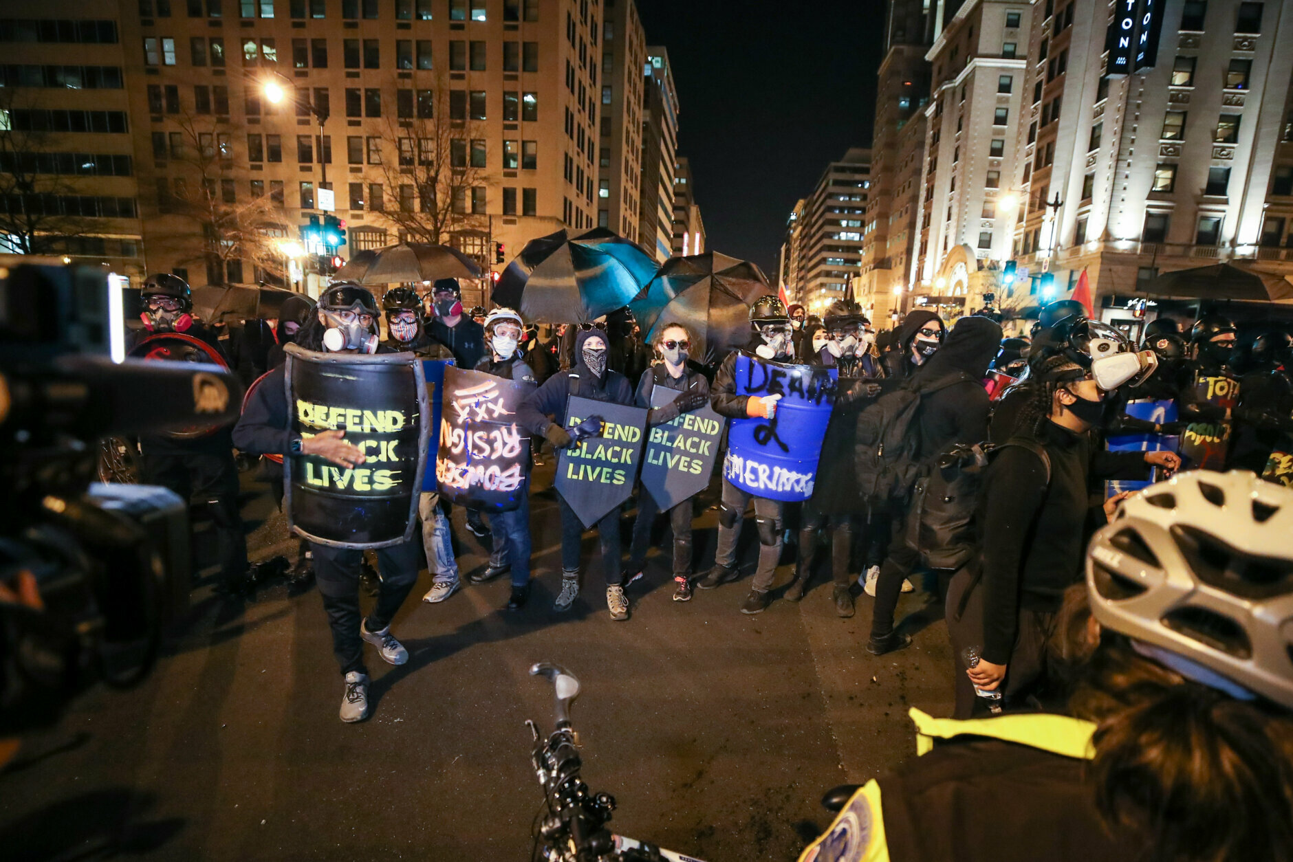 WASHINGTON, USA - DECEMBER 12: Proud Boys and Antifa fight after the "Million MAGA March" from Freedom Plaza to the US Capitol in Washington, DC, United States on December 12, 2020. Rally held to back President Donald Trump's unsubstantiated claims of voter fraud in the US election. (Photo by Tayfun Coskun/Anadolu Agency via Getty Images)