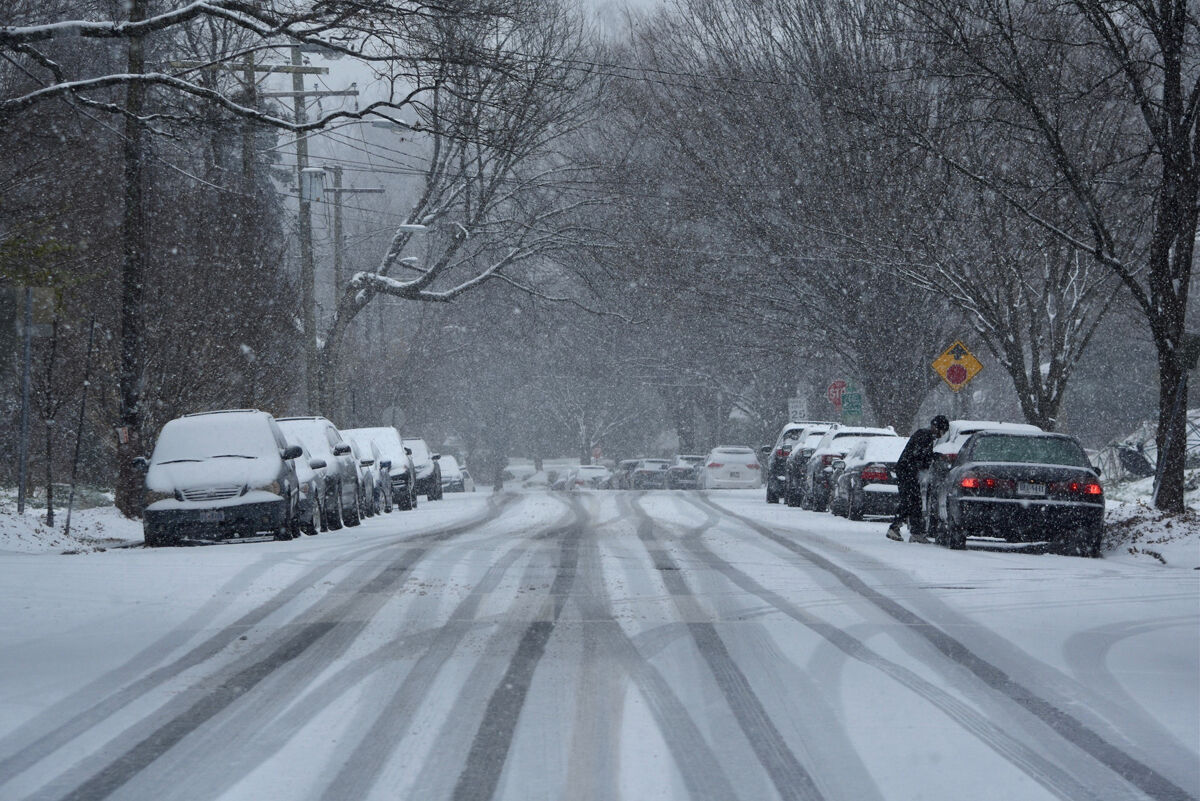 Wet winter weather causes outages, turns DCarea roads icy WTOP News