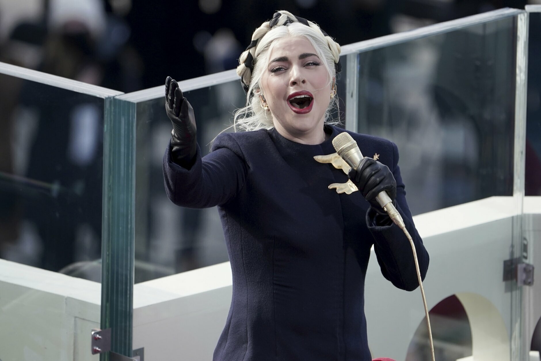 <p>A full-throated, supremely confident Lady Gaga belted out the national anthem during Biden&#8217;s inauguration.</p>
<blockquote class="twitter-tweet tw-align-center">
<p dir="ltr" lang="en">The National Anthem has never sounded better</p>
<p>Thank you <a href="https://twitter.com/ladygaga?ref_src=twsrc%5Etfw">@LadyGaga</a> for that wonderful performance! <a href="https://twitter.com/hashtag/InaugurationDay?src=hash&amp;ref_src=twsrc%5Etfw">#InaugurationDay</a> <a href="https://t.co/mk4qMIrnmu">pic.twitter.com/mk4qMIrnmu</a></p>
<p>— Biden Inaugural Committee (@BidenInaugural) <a href="https://twitter.com/BidenInaugural/status/1351949281318486016?ref_src=twsrc%5Etfw">January 20, 2021</a></p></blockquote>
<p><script async src="https://platform.twitter.com/widgets.js" charset="utf-8"></script></p>
