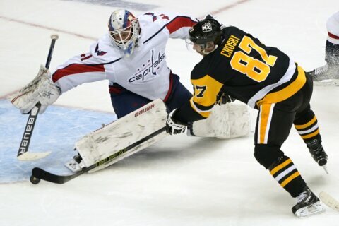 Crosby scores in OT to lift Penguins over Capitals