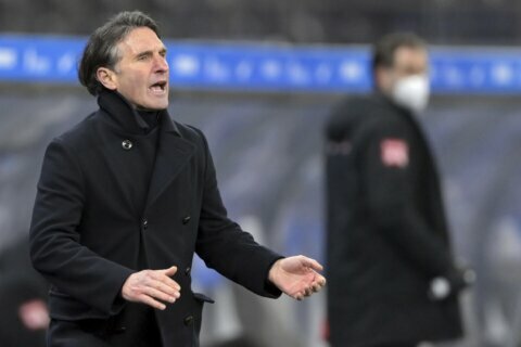Hertha Berlin fires coach Labbadia, general manager Preetz