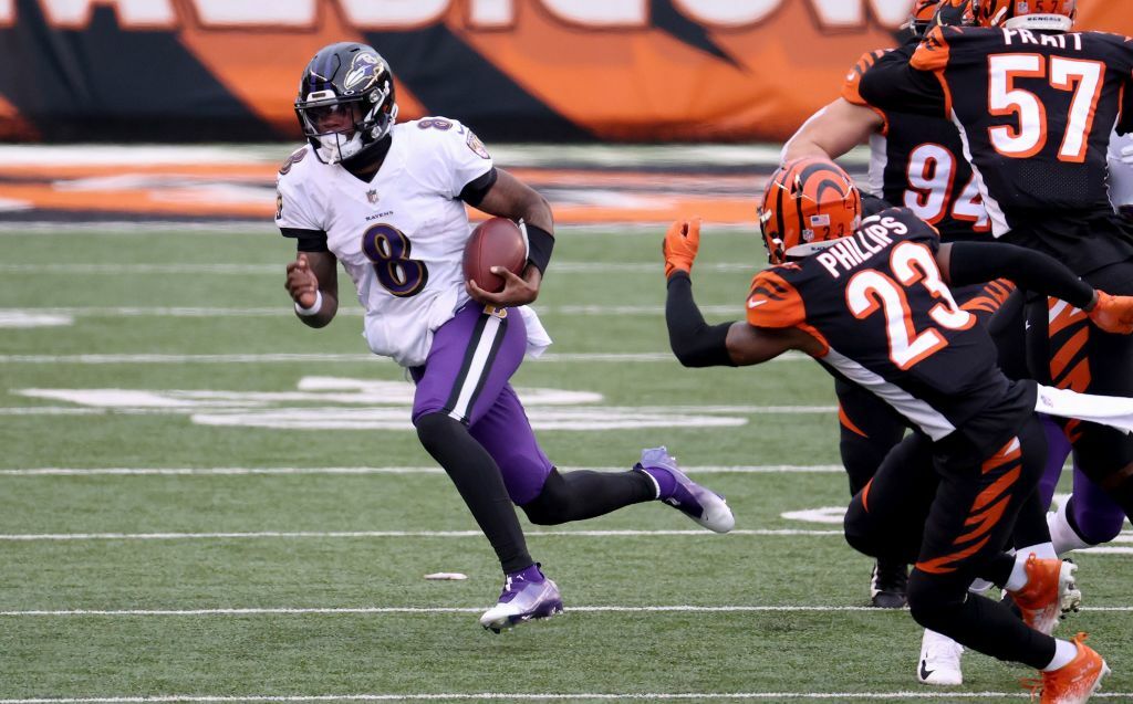 <p><b><i>Ravens 38</i></b><br />
<b><i>Bengals 3</i></b></p>
<p>How&#8217;s this for a statement? Baltimore rushed for a franchise-record 404 yards — the most in the NFL since 1950 — Lamar Jackson became the first QB to rush for 1,000 yards in consecutive seasons and the Ravens defense had more take-aways (two) than first down conversions allowed (one). Baltimore beat Tennessee as a wild card on the way to a Super Bowl victory in Tampa 20 years ago, and history has a funny way of repeating itself.</p>
<p>It certainly repeats itself in Cincinnati, where the Bengals have a string of five straight losing seasons, and even with Joe Burrow as their franchise quarterback don&#8217;t seem likely to break that trend anytime soon. <a href="https://profootballtalk.nbcsports.com/2021/01/03/will-bengals-bring-back-zac-taylor/" target="_blank" rel="noopener">Cincy may look for better,</a> but I wouldn&#8217;t expect it.</p>
