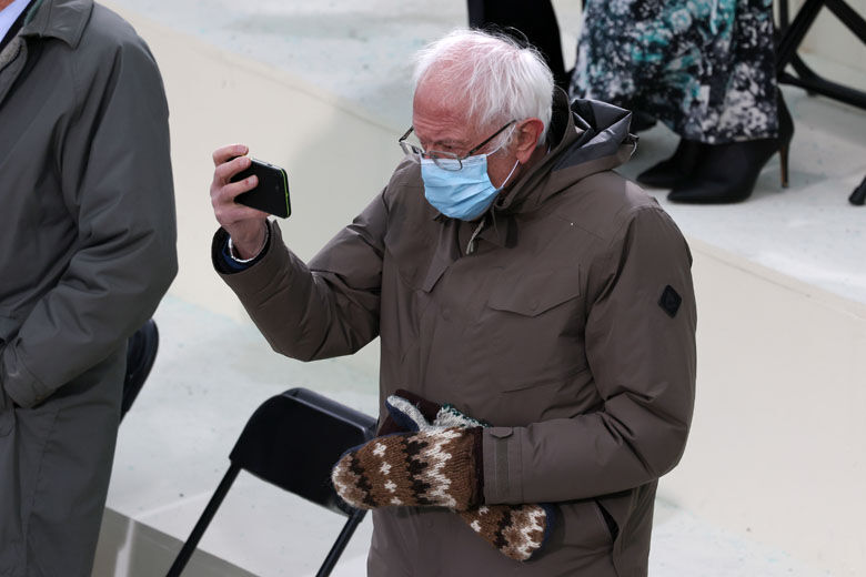 Sen Bernie Sanders Inauguration Outfit Wins The Internet Wtop The new president and vice president were sworn in on inauguration day 2021 without donald trump in bernie sanders has drawn attention from social media for wearing environmentally friendly mittens to the inauguration. https wtop com inauguration 2021 01 sen bernie sanders inauguration outfit wins the internet