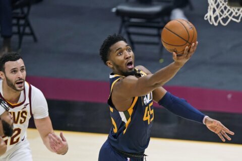 Jazz end shortened trip with 117-87 win over depleted Cavs