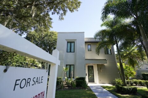 US long-term mortgage rates hit new lows; 30-year at 2.65%