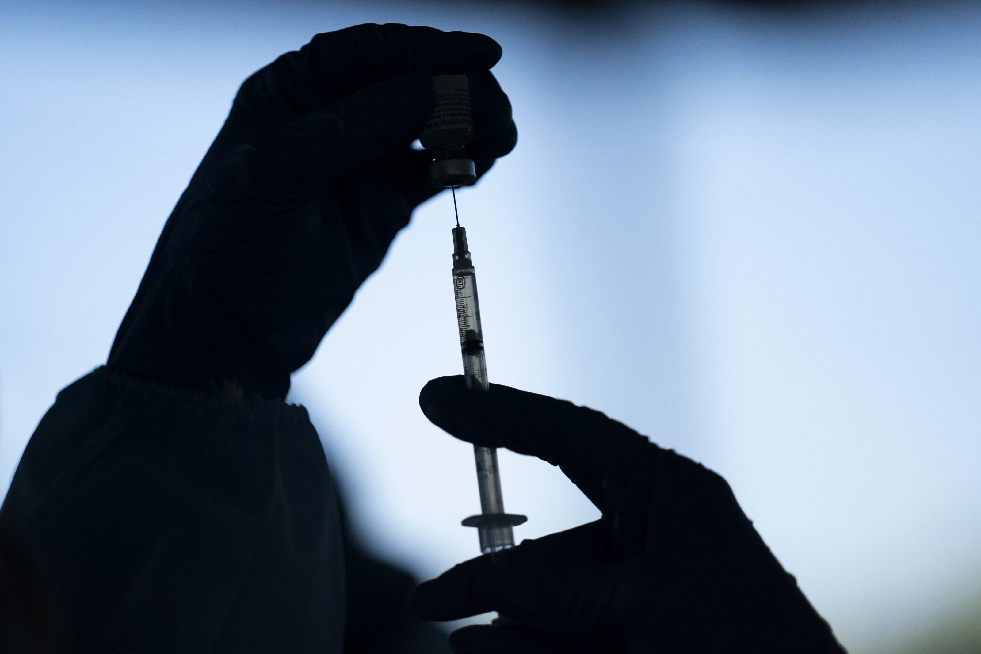 Dosage shortage stops COVID-19 vaccinations in Northern Virginia