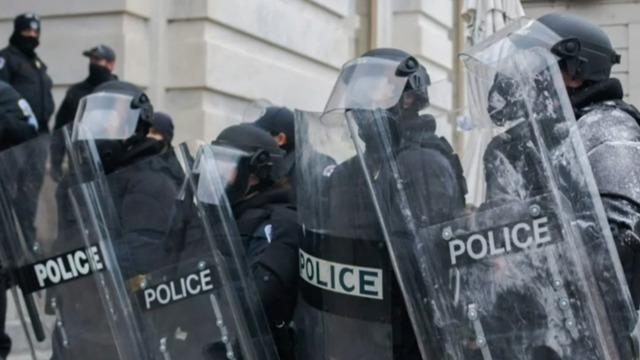 Capitol Police officers suspended after riot, House Democrat says ...