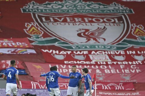 Everton's 1st Anfield win since 1999 adds to Liverpool woes