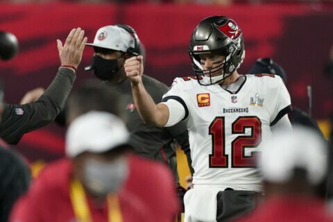 Tom Brady wins 7th Super Bowl and 1st with Tampa Bay as Buccaneers beat Kansas City Chiefs 31-9