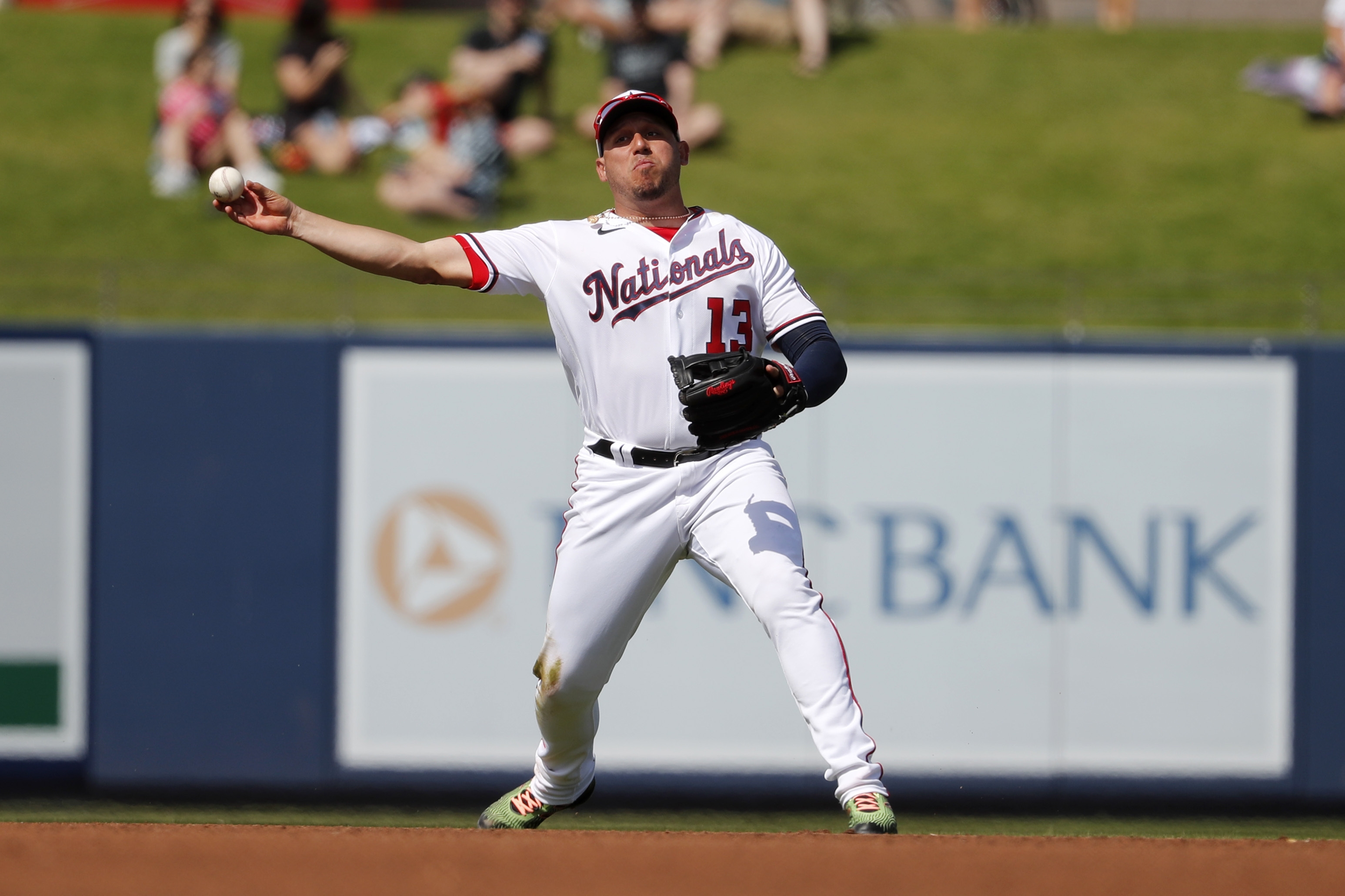 Ruiz and Candelario power the Nationals to a 7-5 victory over the Cubs