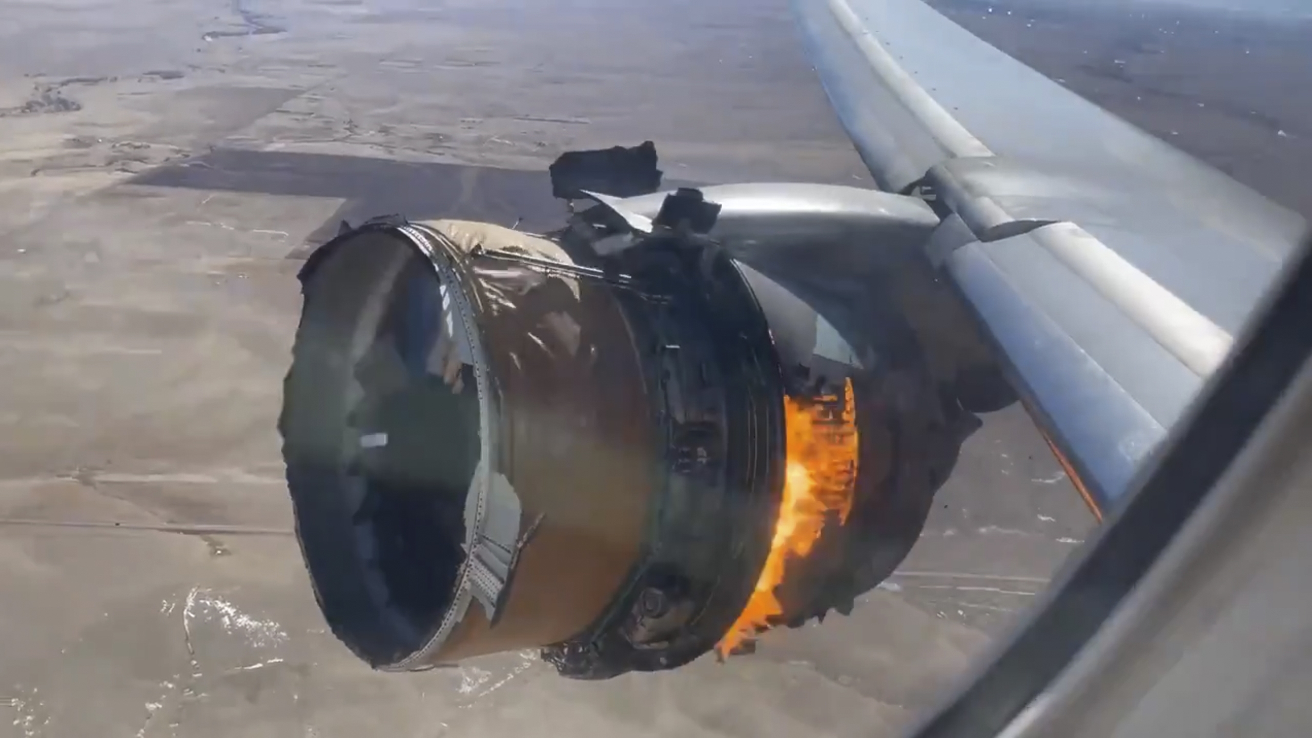 American Airlines Engine Failure