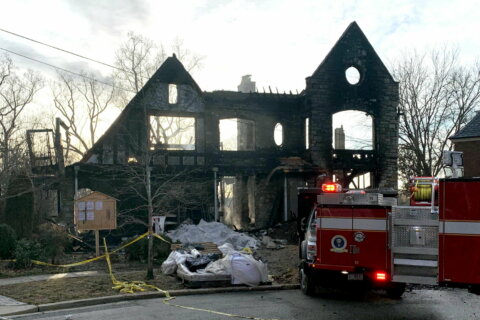 Large fire in Northwest DC destroys home under renovation