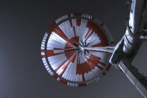 Mars rover’s giant parachute carried secret message