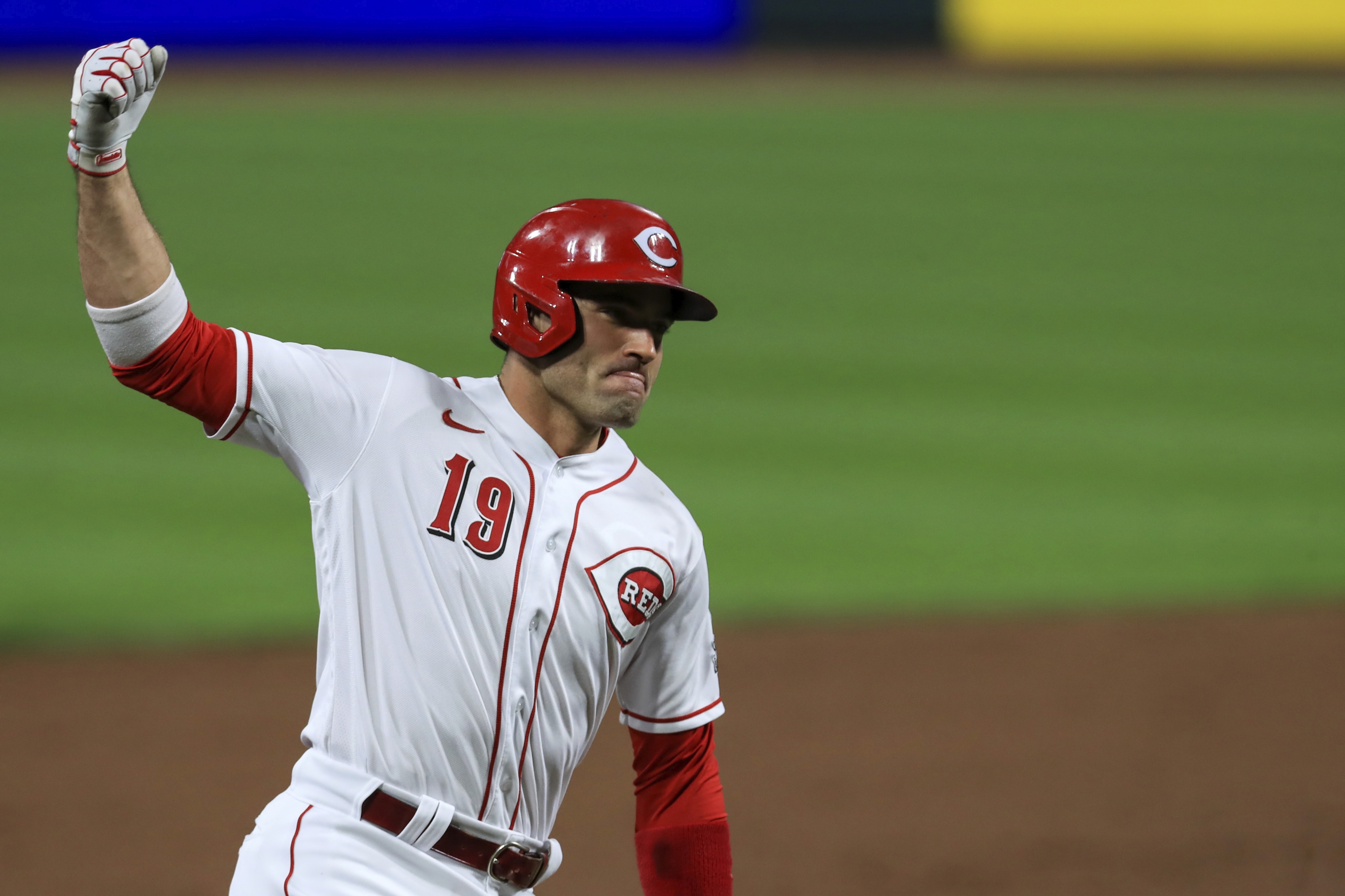 Joey Votto announces plans for Reds spring training, WBC