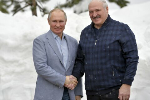Russia's Putin hosts Belarusian president for talks in Sochi