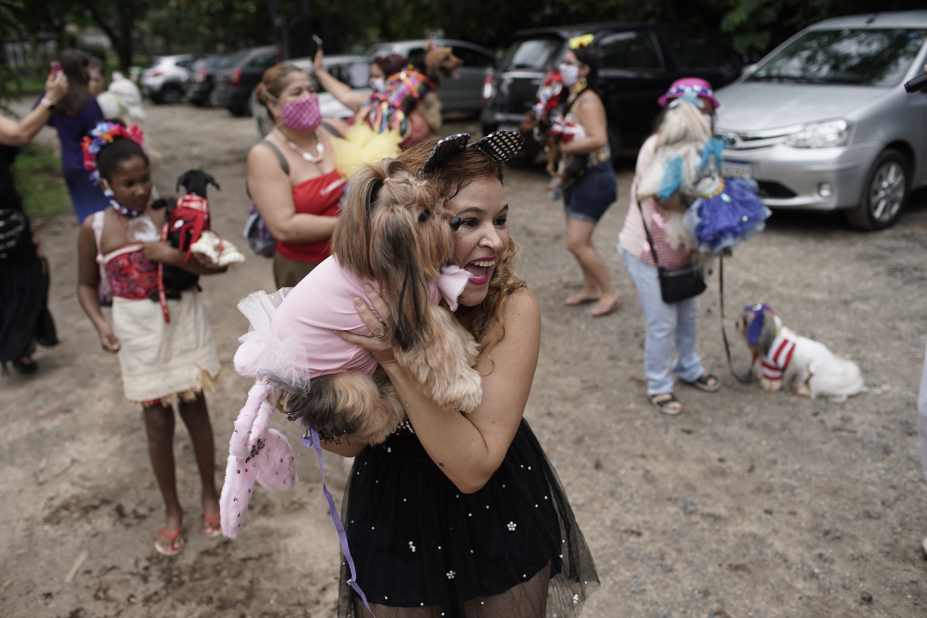 Human Festivities Scrapped Rio S Carnival Goes To The Dogs Wtop