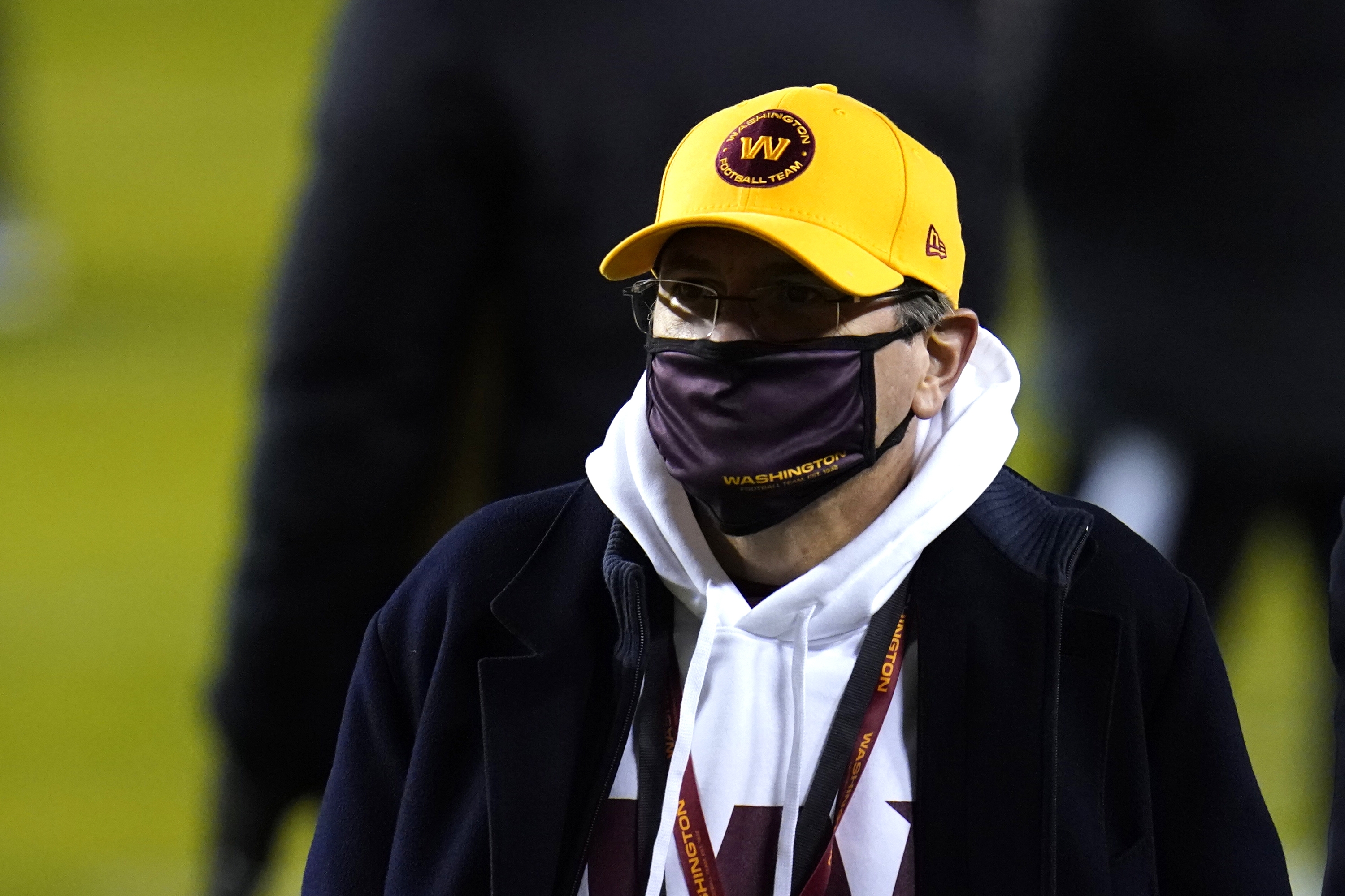 Dan Snyder to buy out other Washington owners, pending approval