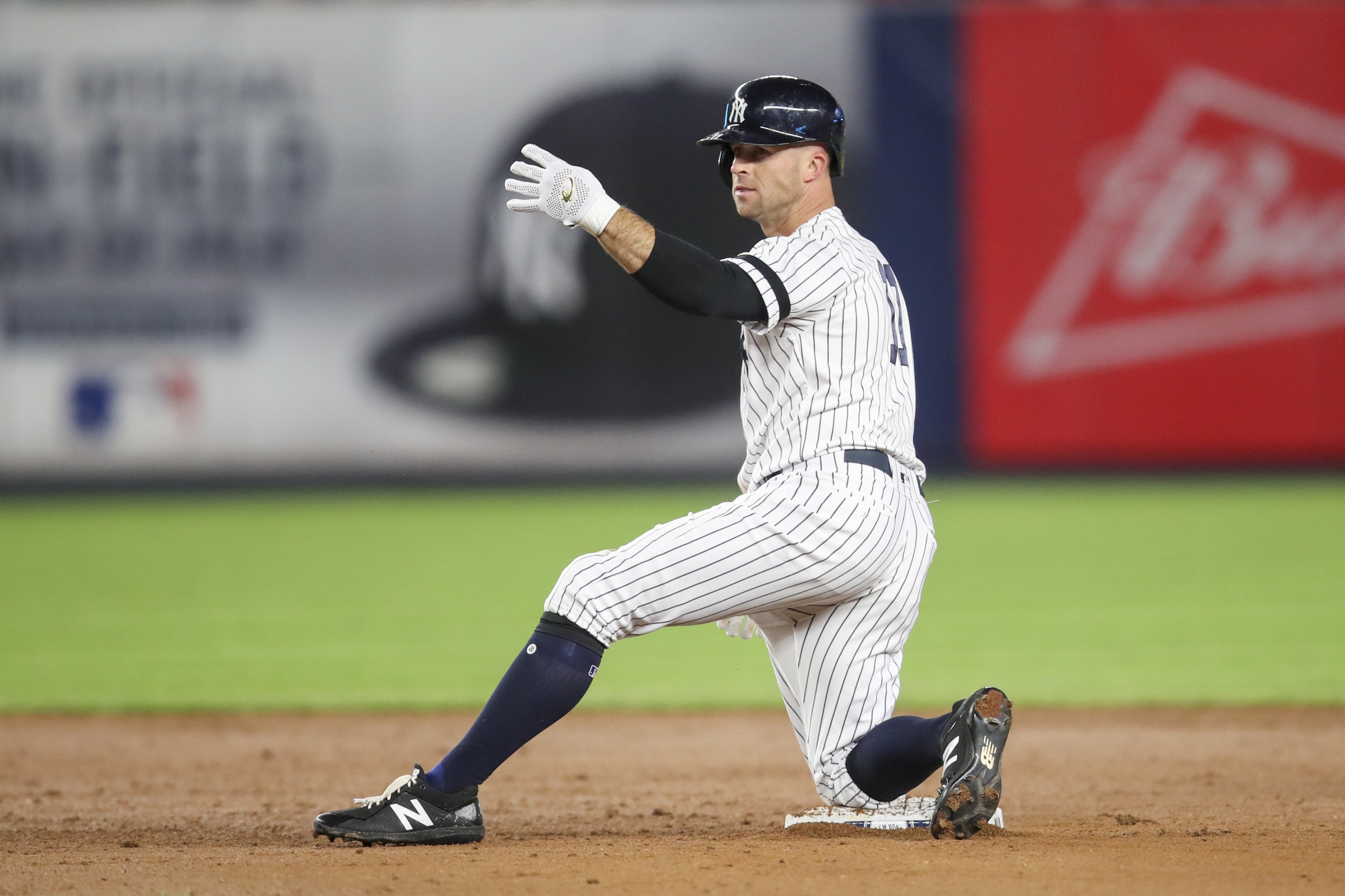 MLB: New York Yankees outfielder Brett Gardner powers Yanks past