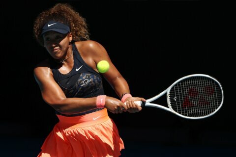 Naomi Osaka denies Serena Williams a shot at record-tying 24th major title at Australian Open