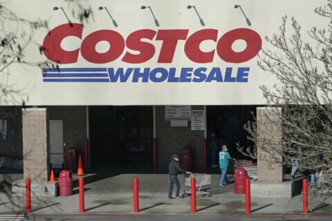 Costco to keep senior hours as COVID-19 pandemic continues