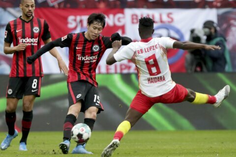 Leipzig held to 1-1 draw by Frankfurt in Bundesliga